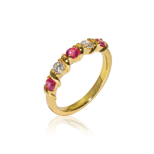 Golden Brilliance Diamond Ring