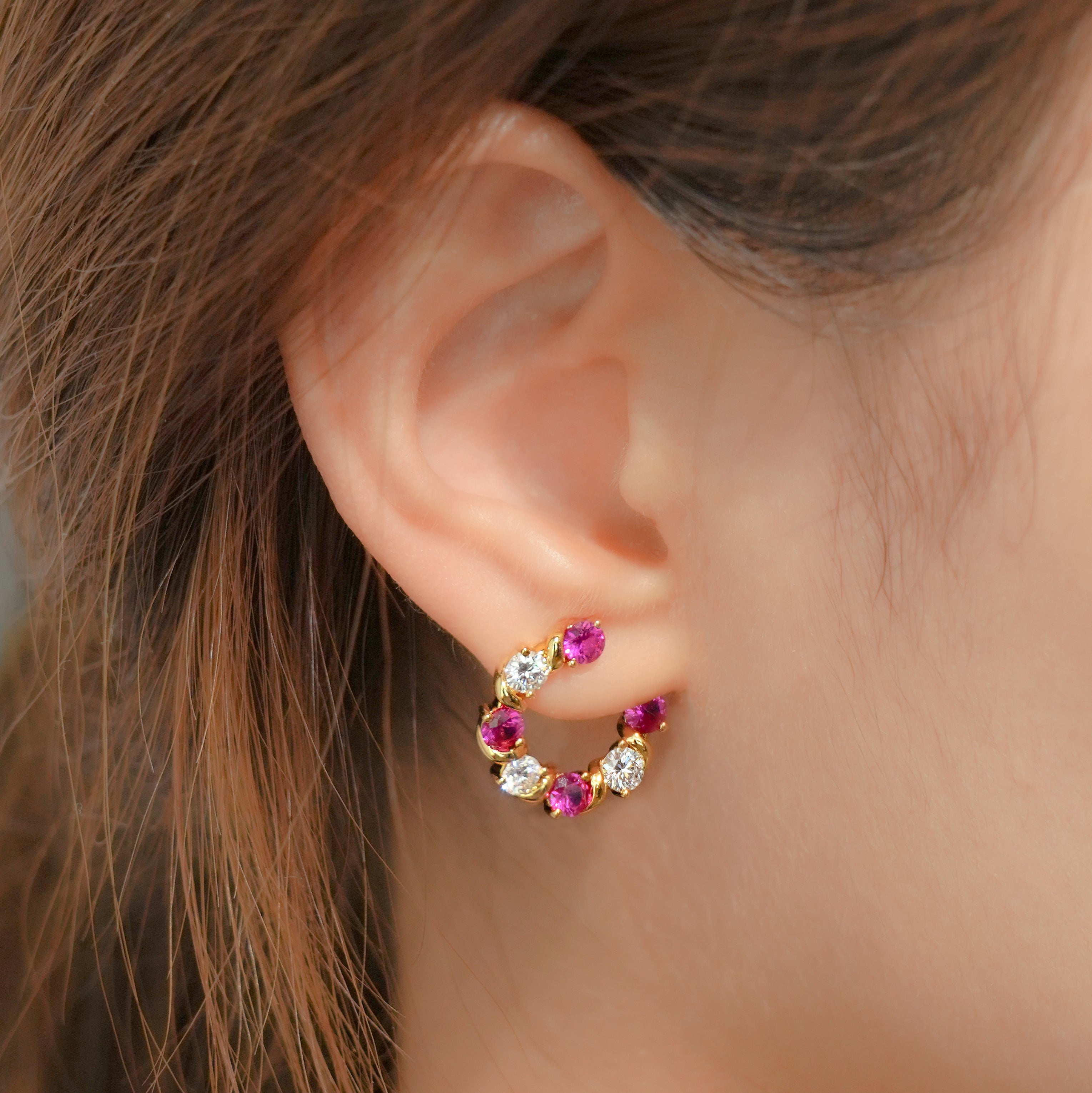 金色光辉钻石耳环