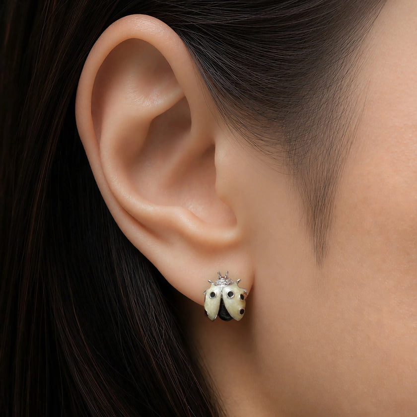 Garden Little Knight Asymmetric Stud Earrings