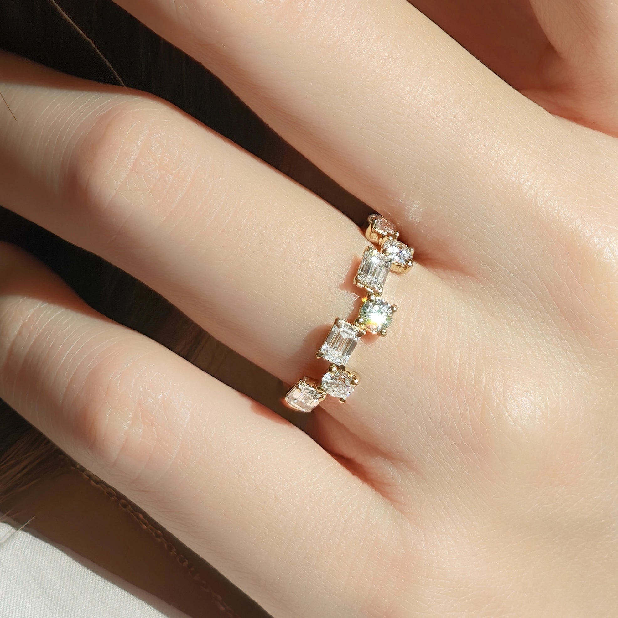 Rhythm of Light & Shadow Diamond Ring
