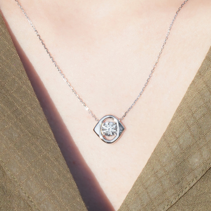 Dawn Gaze Diamond Stud Nacklace