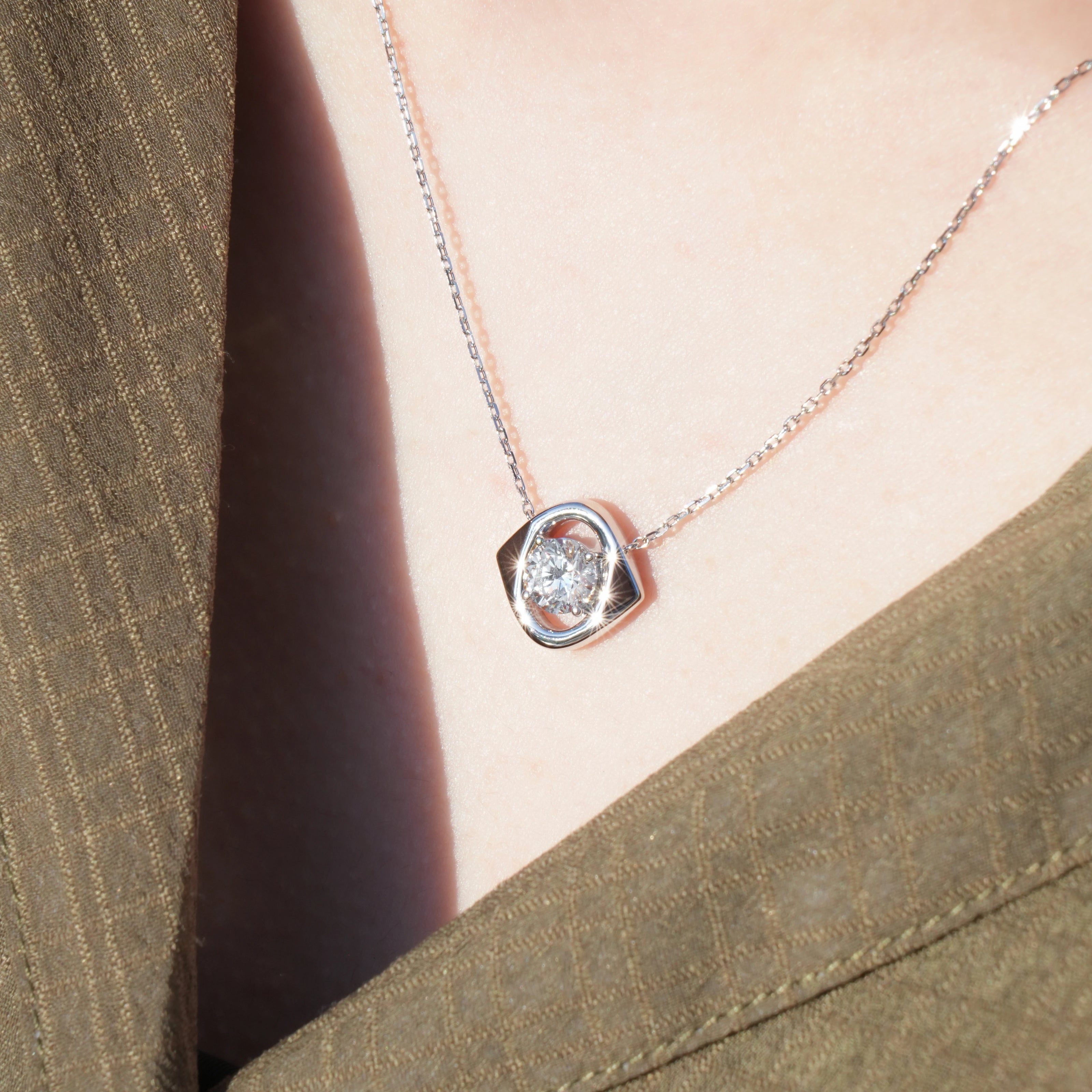 Dawn Gaze Diamond Stud Nacklace