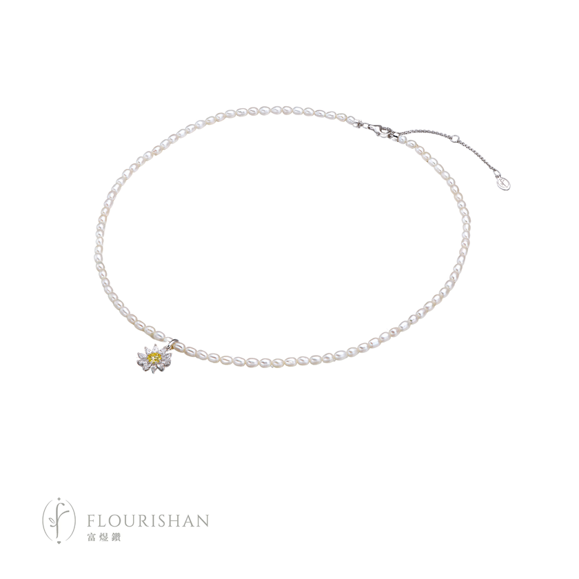 SUNLIT DAISIES - PEARL NECKLACE